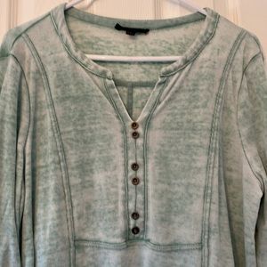 Green  distressed style top . Barely worn size large